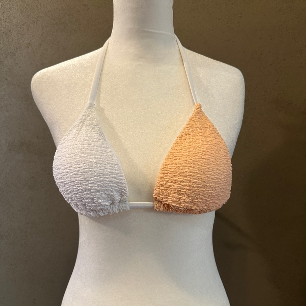 Textured Halter Bikini Top - White and peach